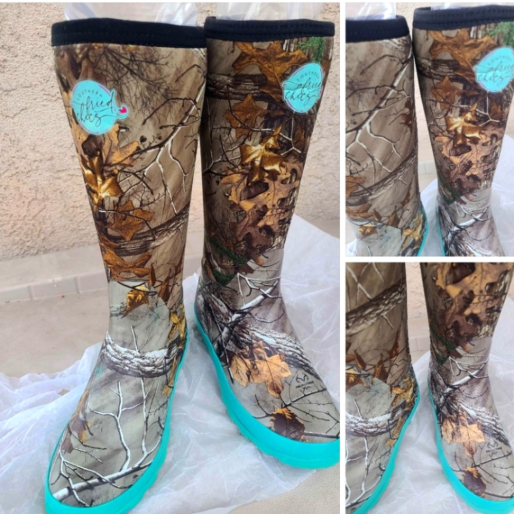 Brand new camo & mint rain boots mud